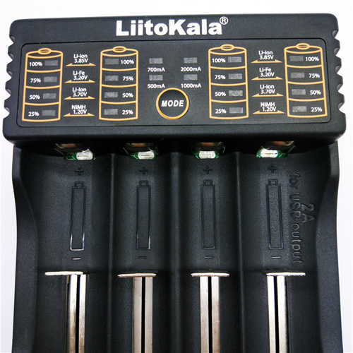 מטען סוללות ליתיום וניקל LiitoKala Lii-402